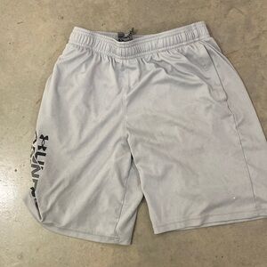 Under Armour Light Gray Athletic Shorts youth large